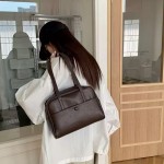Korean niche brand women's tote bag, large capacity, retro style, cross-border women's bag, new autumn/winter style, high-end commuter bag.